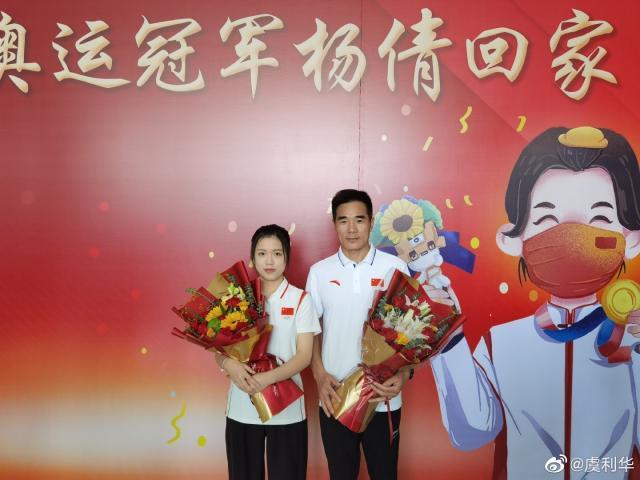 1635425116946057861.jpg 0032fcjPgy1gunac7b0mij61400u0afi02.jpg